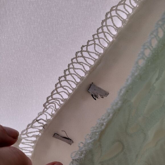 Lulu's crochet dress   - Picture 4 of 11